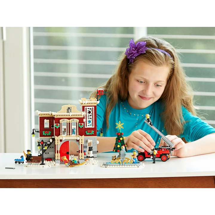 LEGO Creator Expert 10263 Winterliche Feuerwehrstation Bild 10