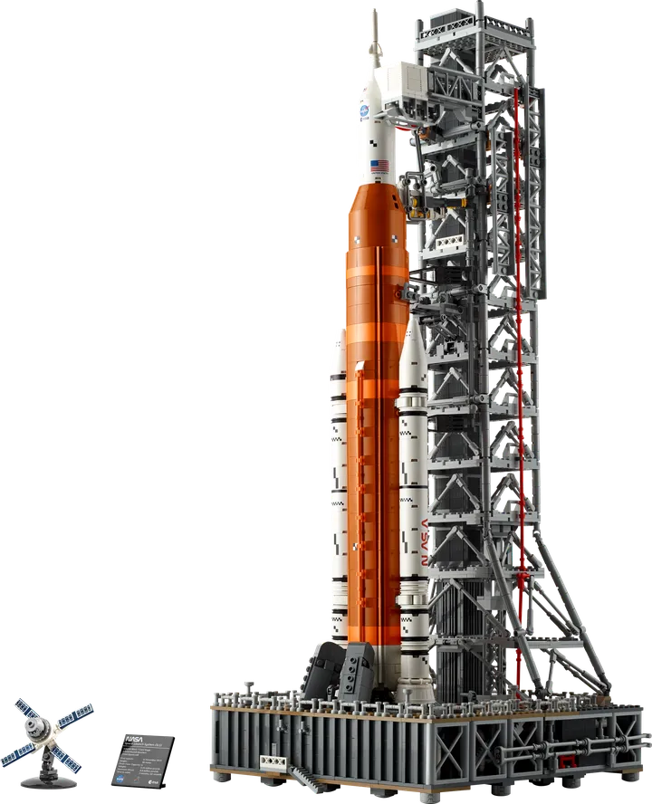 LEGO icons 10341 NASA Artemis Startrampe
