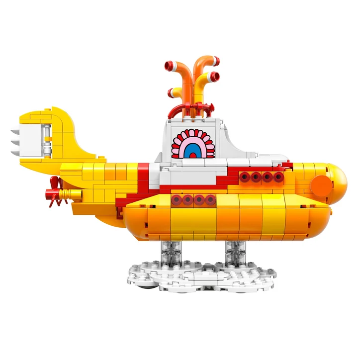 LEGO Ideas 21306 Yellow Submarine Bild 3