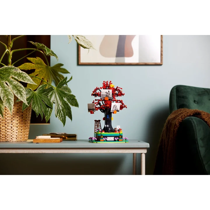LEGO Ideas 21346 Familienbaum Bild 9