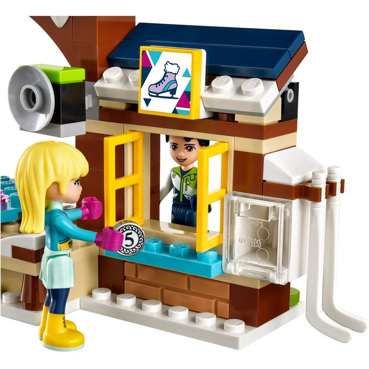 LEGO Friends 41322 Eislaufplatz im Wintersportort Bild 6