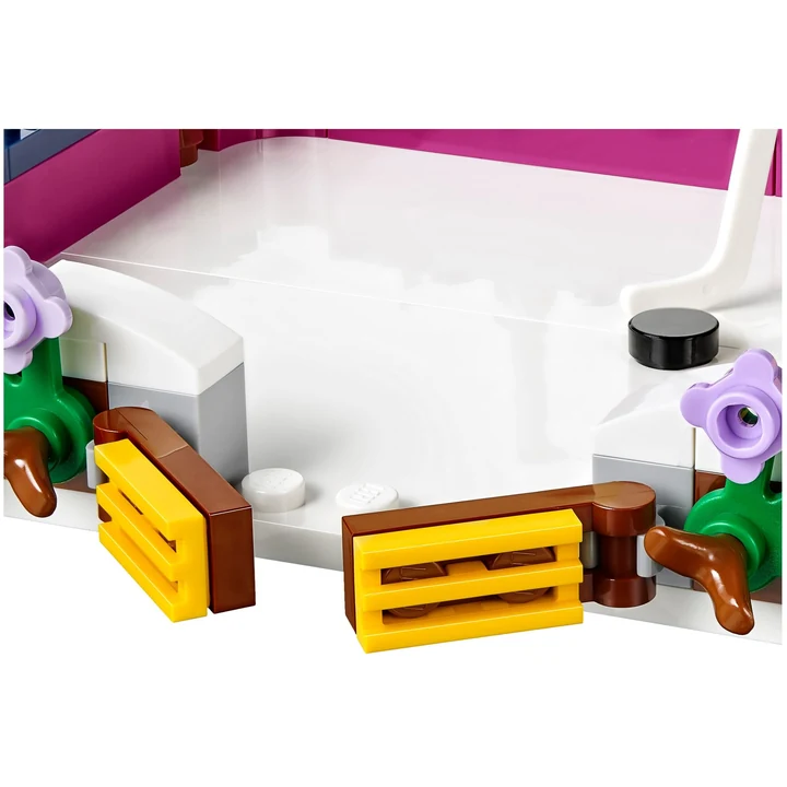 LEGO Friends 41322 Eislaufplatz im Wintersportort Bild 8