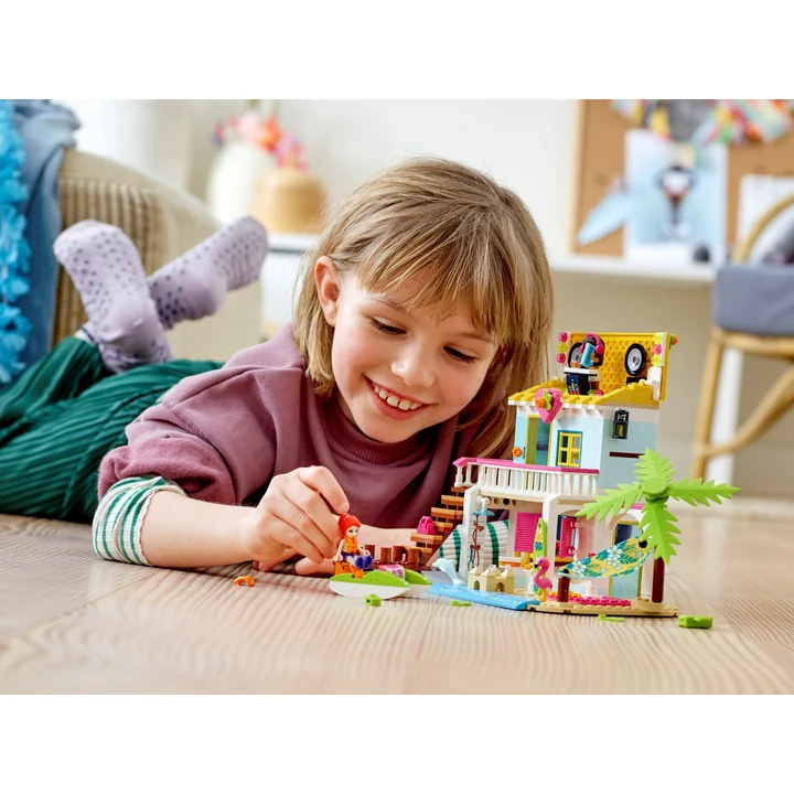 LEGO Friends 41428 Strandhaus mit Tretboot Bild 10