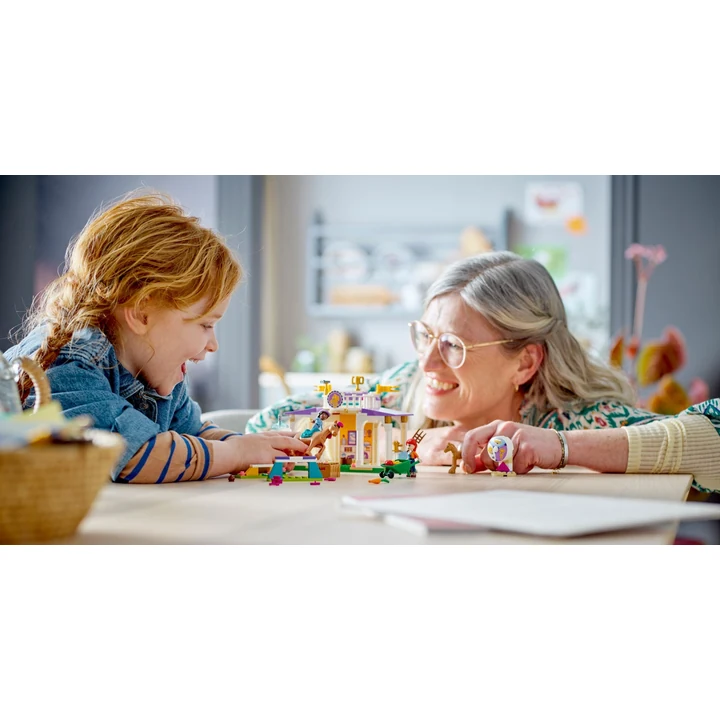 LEGO Friends 41746 Reitschule Bild 7