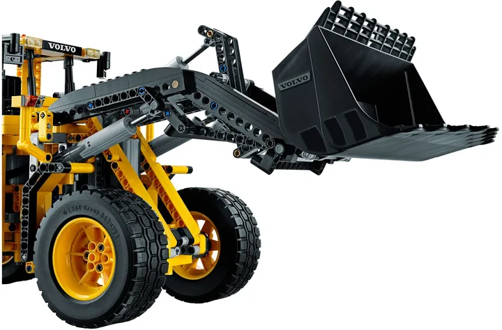 LEGO Technic 42030 VOLVO L350F Radlader Bild 4