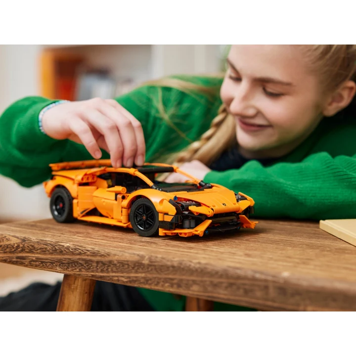 LEGO Technic 42196 Lamborghini Huracán Tecnica Orange Bild 9