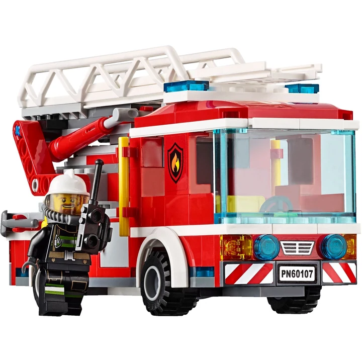 LEGO City 60107 Feuerwehrfahrzeug mit fahrbarer Leiter Bild 4
