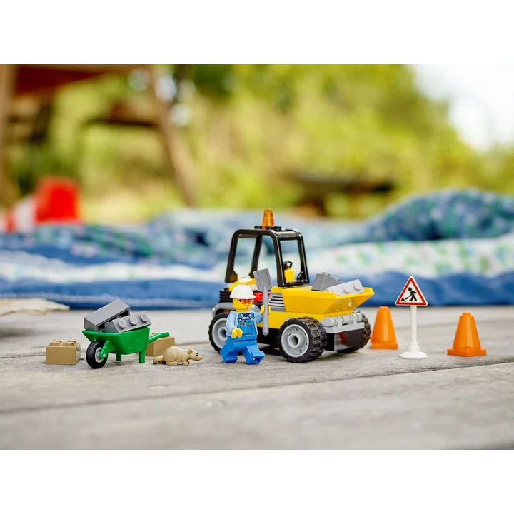 LEGO City 60284 Baustellen-LKW Bild 10