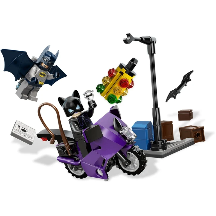 LEGO Super Heroes  6858 Catwoman Catcycle Stadtverfolgung Bild 5