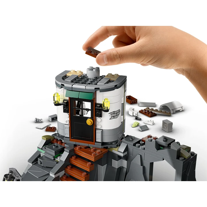LEGO Hidden Side 70431 Der Leuchtturm der Dunkelheit Bild 6