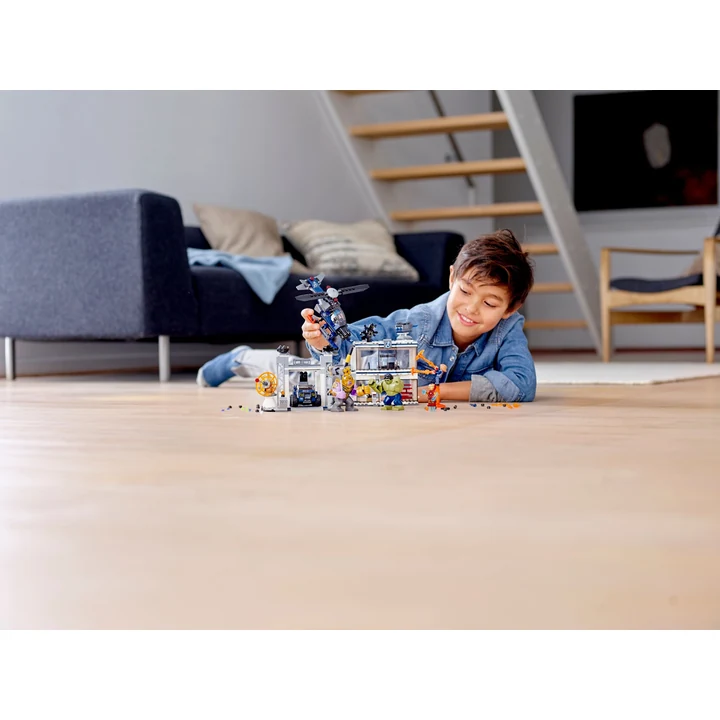 LEGO Super Heroes  76131 Avengers-Hauptquartier Bild 7