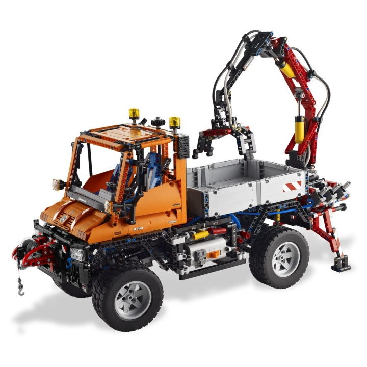 LEGO® 8110